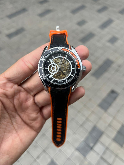 Omeg a Speedmaster Automatic Silver Black