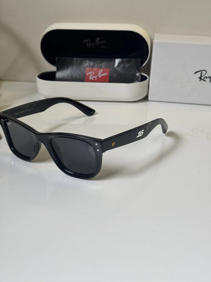 Rayban_502_Shine_Black_Ferrari_Edition