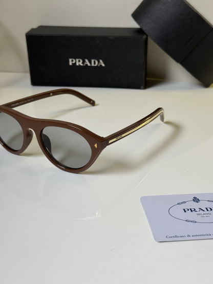 Prada_15S_Gold_Brown