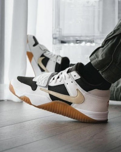 Nikee Air Jordan Travis Scott x Jor