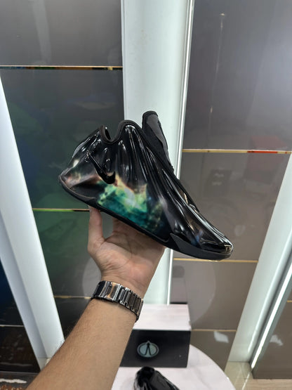 Nike_GT Future Galaxy Aura Edition