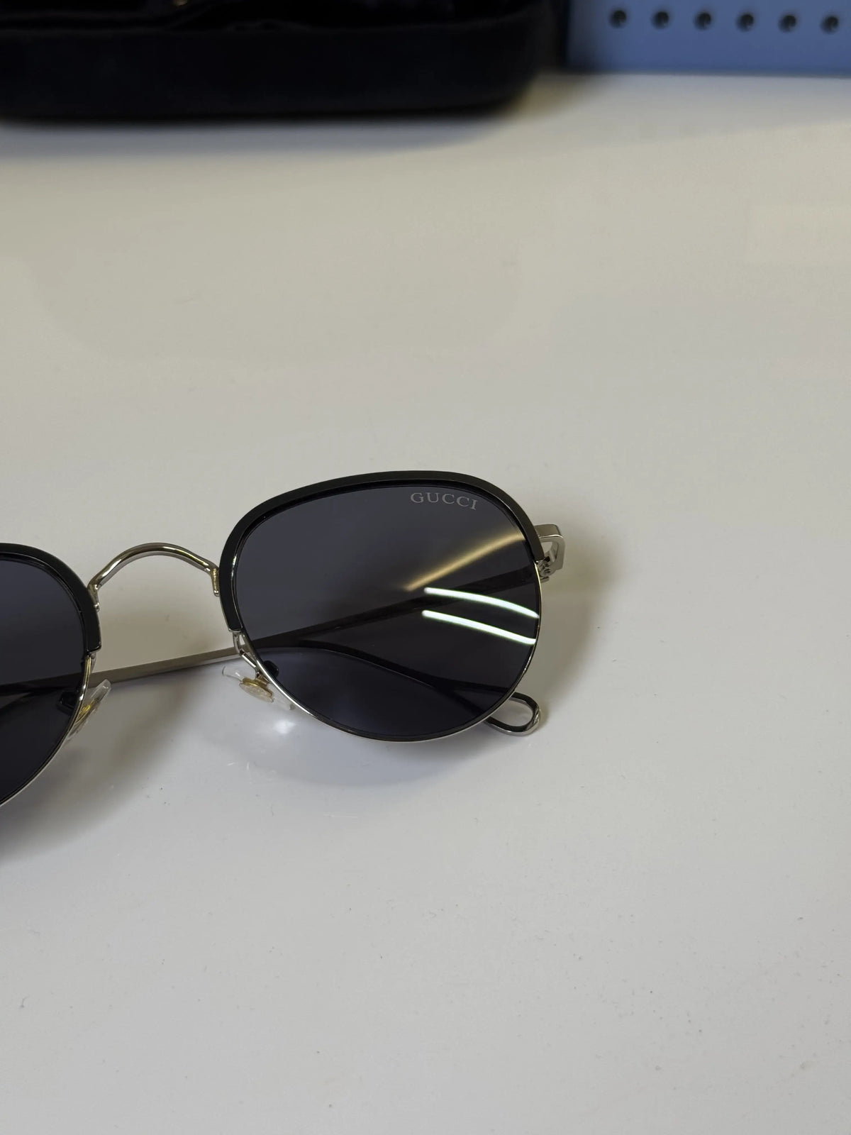Gucci_551_Silver_Black