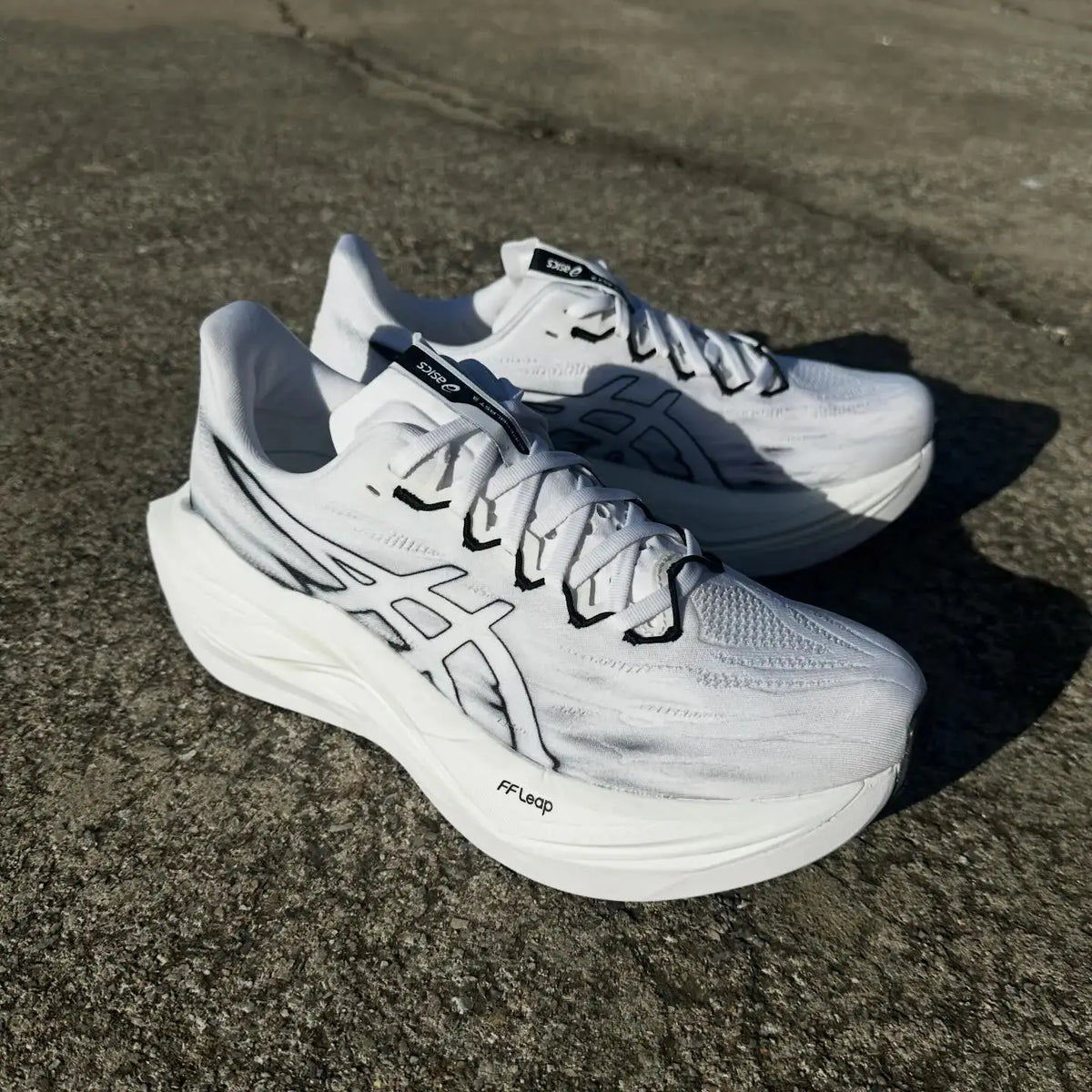 Asics_Superblast 3 White Black