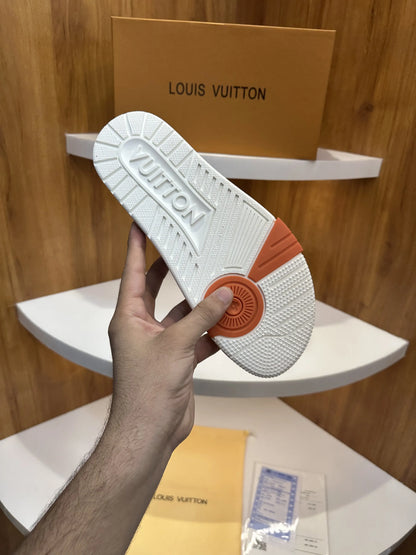 Louis_Vuitton_All White Double Lock Premium Slide