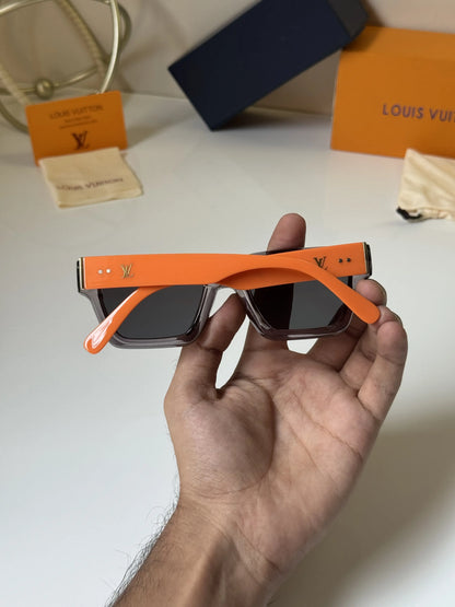 Louis_Vuitton_3311_Orange_Black