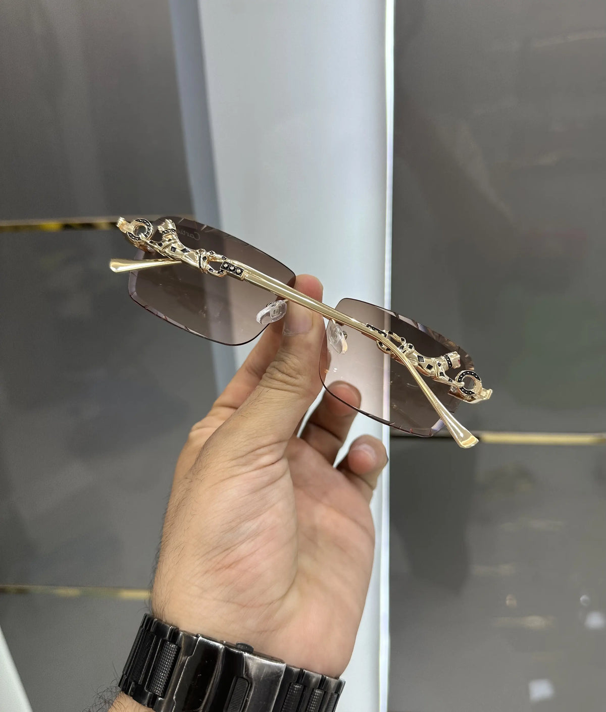 Cartie r Gold Cream Premium Shades 3030