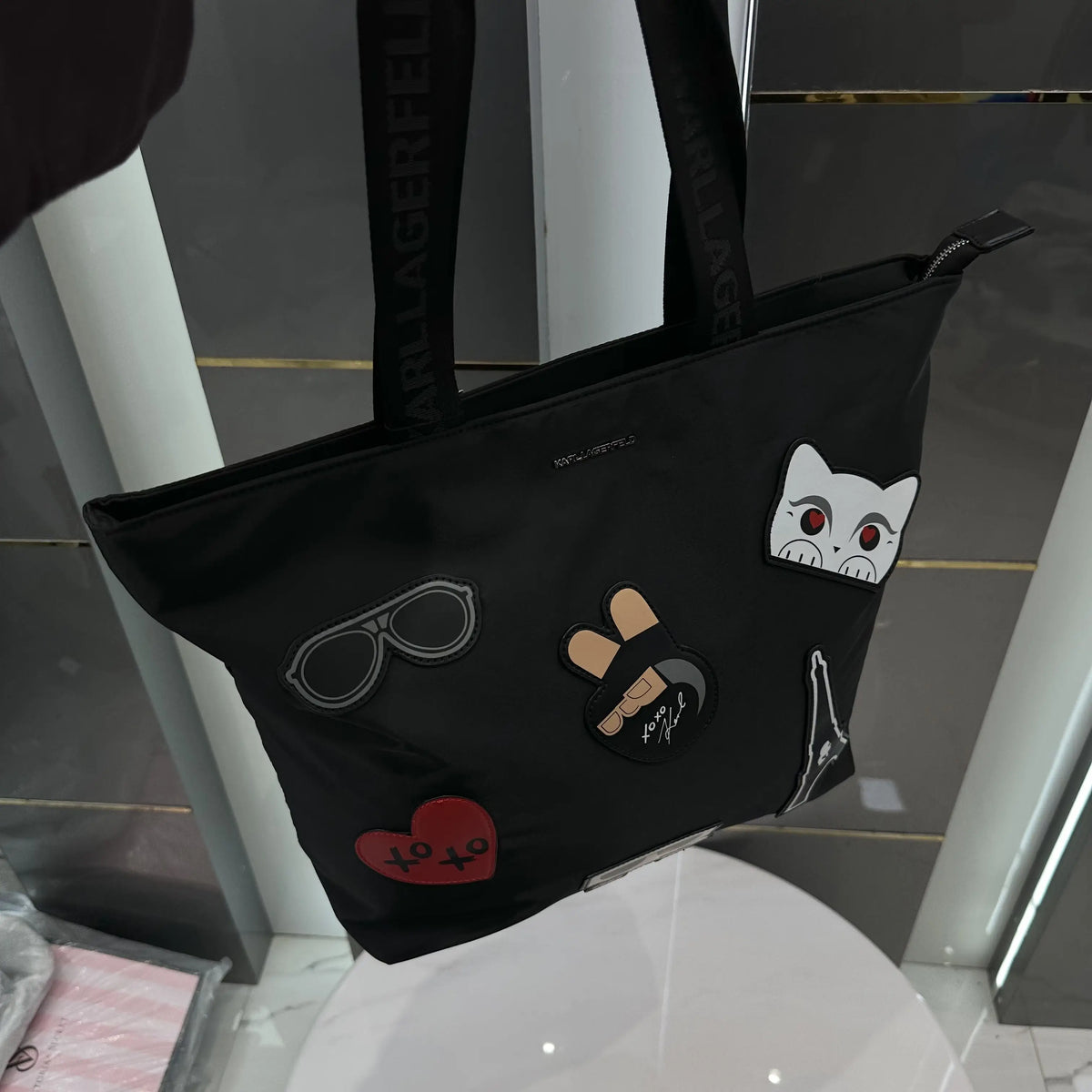 Karl Lagerfel d Luxury Tote Bag k198