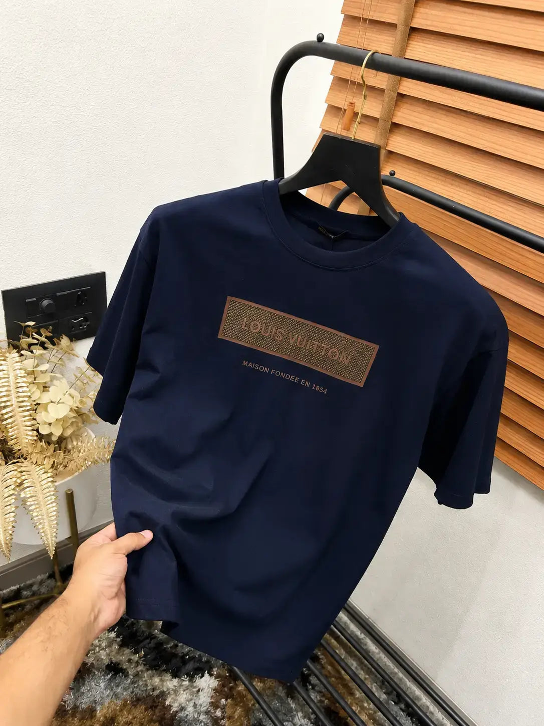 Loui_s Vuitton Turkey Imported Jute Embroidered Premium Drop Shoulder T-shirt (DN 567)